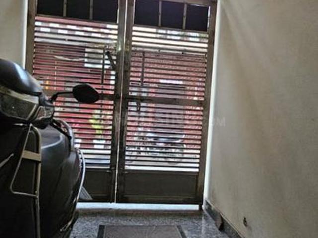 2 BHK Independent House in Sector 105 for resale Gurgaon. The reference number is 21104413