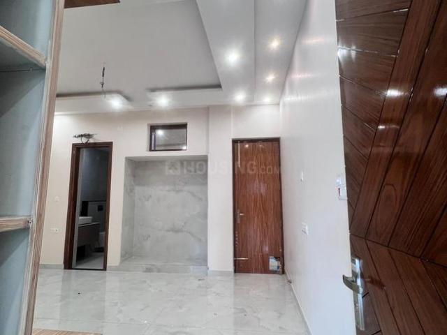 2 BHK Independent House in Sector 108 for rent Noida. The reference number is 20374189