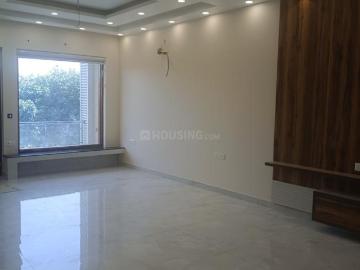 2 BHK Independent House in Sector 108 for rent Noida. The reference number is 20437232