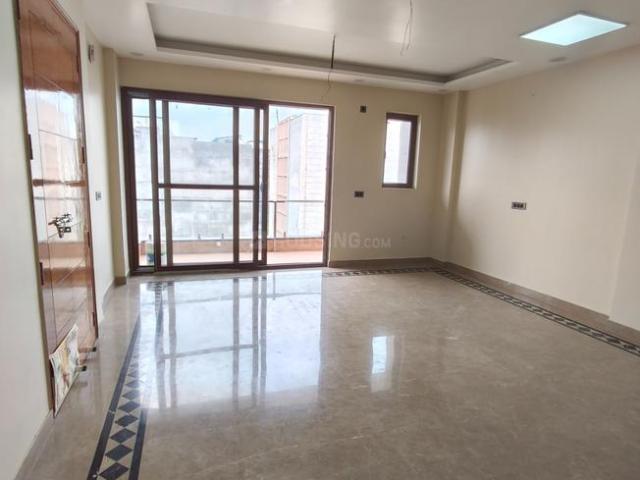 2 BHK Independent House in Sector 100 for rent Noida. The reference number is 21050364