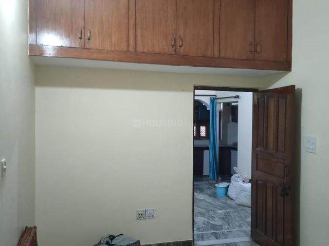 2 BHK Independent House in Sector 10 for rent Gurgaon. The reference number is 20815705