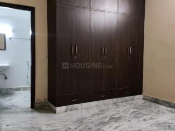 2 BHK Independent House in Sector 10A for rent Gurgaon. The reference number is 18737314