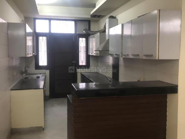 2 BHK Independent House in Sector 10A for rent Gurgaon. The reference number is 20520797
