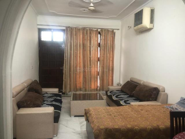 2 BHK Independent House in Sector 10A for rent Gurgaon. The reference number is 20521284