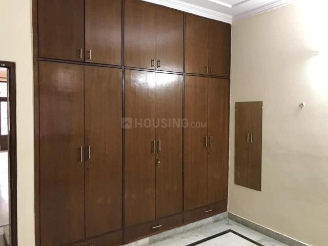 2 BHK Independent House in Sector 10A for rent Gurgaon. The reference number is 20910925