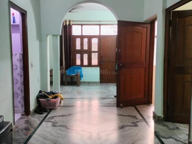 2 BHK Independent House in Sector 10A for rent Gurgaon. The reference number is 20086395