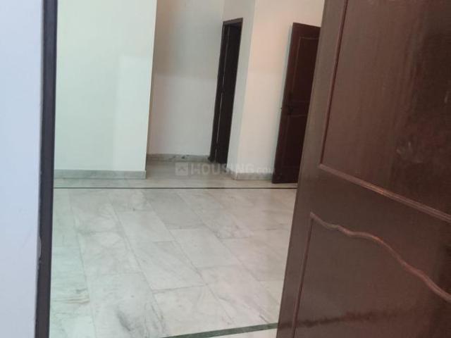 2 BHK Independent House in Sector 10A for rent Gurgaon. The reference number is 21036920