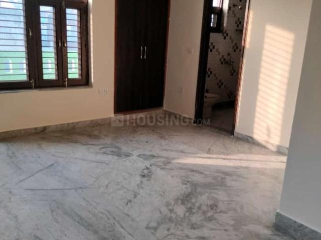 2 BHK Independent House in Sector 10A for rent Gurgaon. The reference number is 21312008
