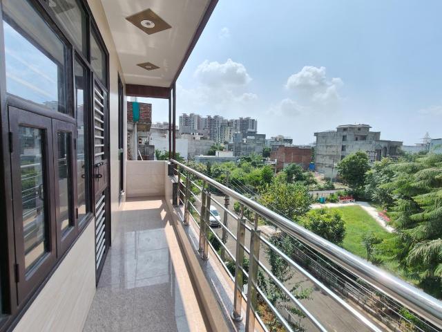 2 BHK Independent House in Sector 110A for rent Gurgaon. The reference number is 21128819