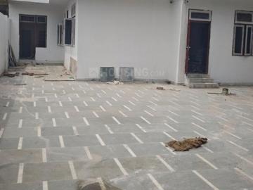 2 BHK Independent House in Sector 122 for rent Noida. The reference number is 20046771