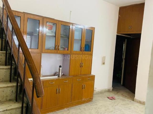 2 BHK Independent House in Sector 12 for rent Noida. The reference number is 21065266