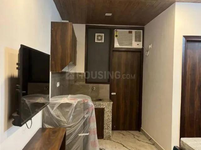 2 BHK Independent House in Sector 17 Rohini for rent New Delhi. The reference number is 20730542