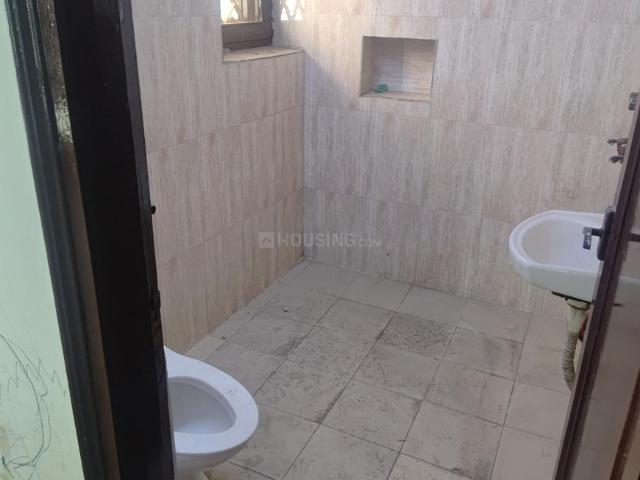 2 BHK Independent House in Sector 19 for rent Noida. The reference number is 20961365
