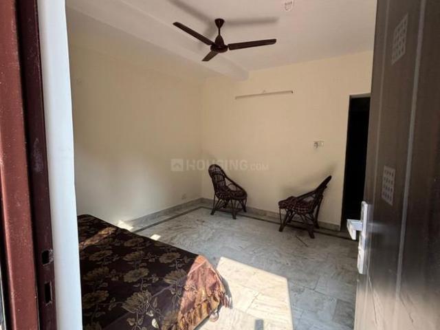 2 BHK Independent House in Sector 20 for rent Noida. The reference number is 20686468