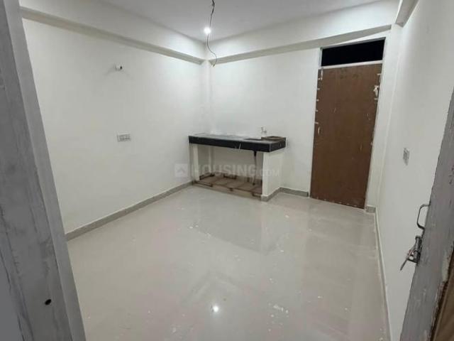 2 BHK Independent House in Sector 20 for rent Noida. The reference number is 20688411
