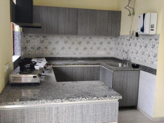 2 BHK Independent House in Sector 21 for rent Gurgaon. The reference number is 8571887