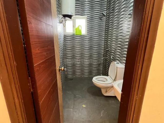 2 BHK Independent House in Sector 23 Dwarka for rent New Delhi. The reference number is 20159310