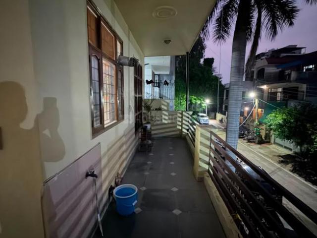 2 BHK Independent House in Sector 23 for rent Gurgaon. The reference number is 20963425