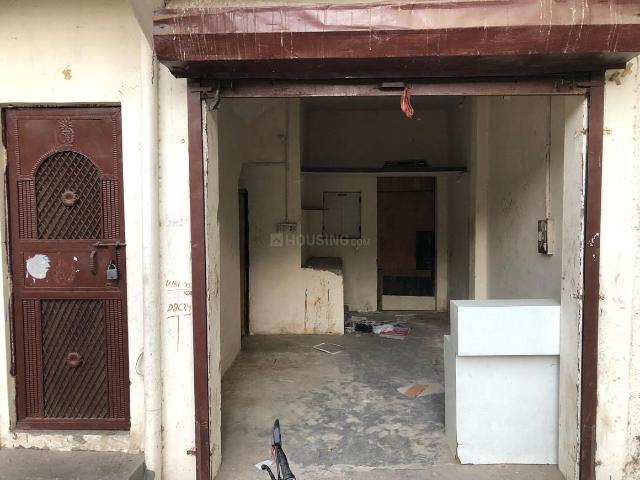 2 BHK Independent House in Sector 24 Rohini for rent New Delhi. The reference number is 14349918