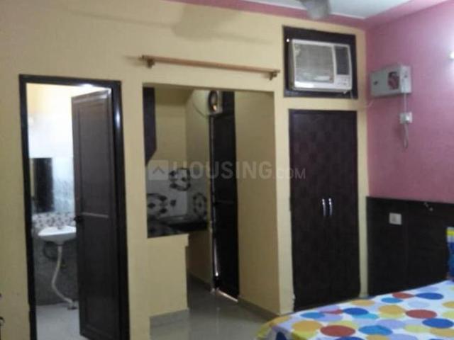 2 BHK Independent House in Sector 26 for rent Noida. The reference number is 16895088