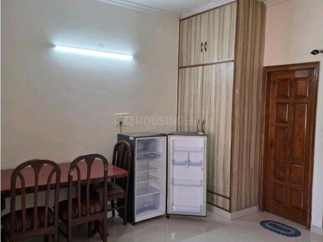 2 BHK Independent House in Sector 26 for rent Noida. The reference number is 20476719