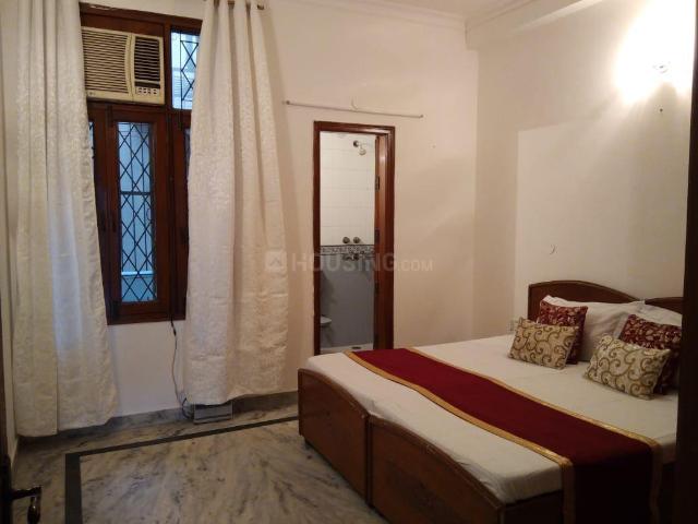 2 BHK Independent House in Sector 30 for rent Noida. The reference number is 19577582