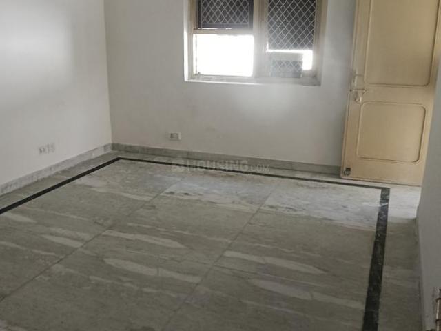 2 BHK Independent House in Sector 31 for rent Noida. The reference number is 18631453