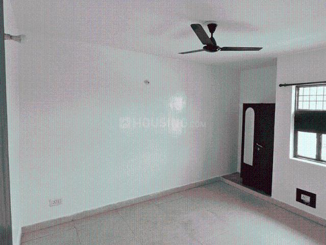 2 BHK Independent House in Sector 31 for rent Noida. The reference number is 20743846