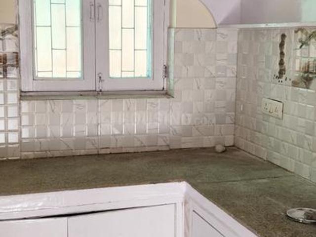 2 BHK Independent House in Sector 31 for rent Noida. The reference number is 20006507