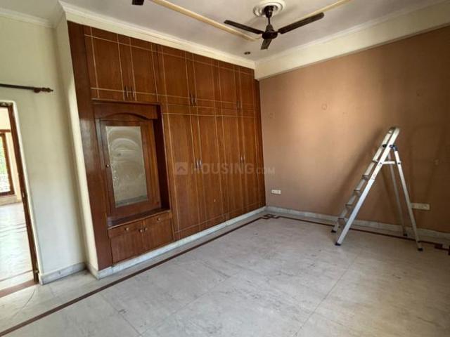 2 BHK Independent House in Sector 38 for rent Gurgaon. The reference number is 19944045