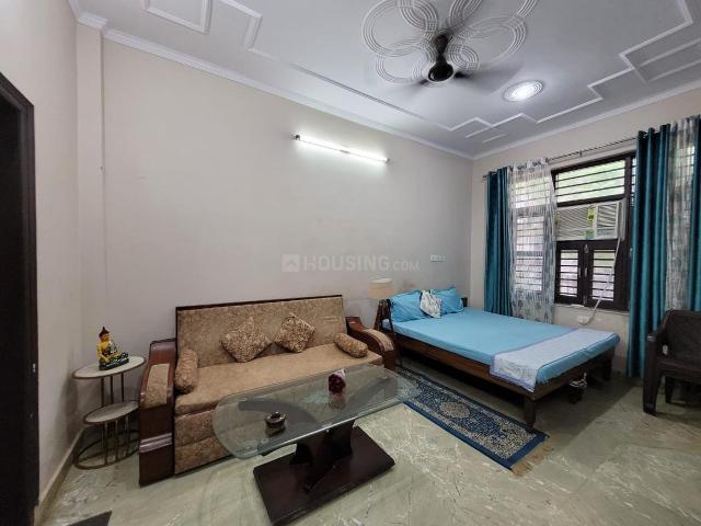 2 BHK Independent House in Sector 38 for rent Gurgaon. The reference number is 21030569