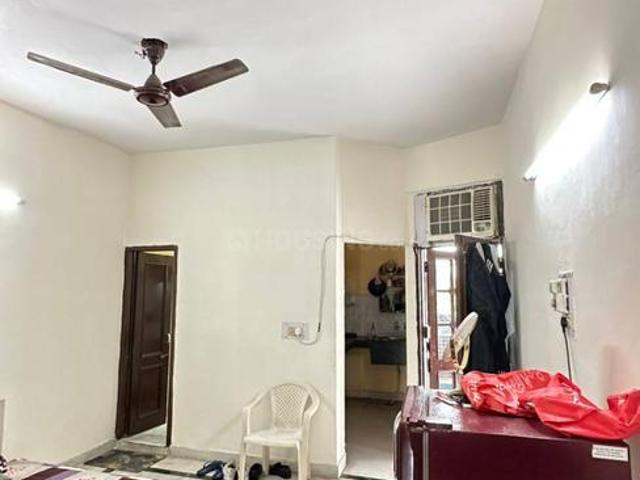 2 BHK Independent House in Sector 38 for resale Chandigarh. The reference number is 21065359