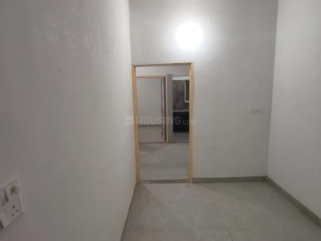 2 BHK Independent House in Sector 38 Rohini for rent New Delhi. The reference number is 21010968