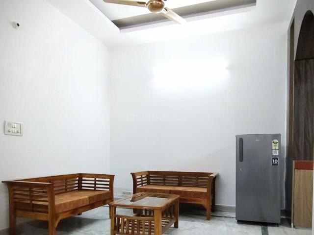 2 BHK Independent House in Sector 39 for rent Gurgaon. The reference number is 21030946