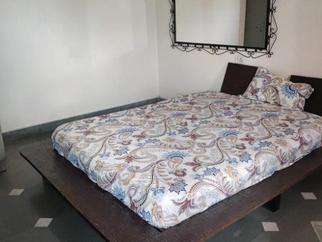 2 BHK Independent House in Sector 39 for rent Noida. The reference number is 20954098