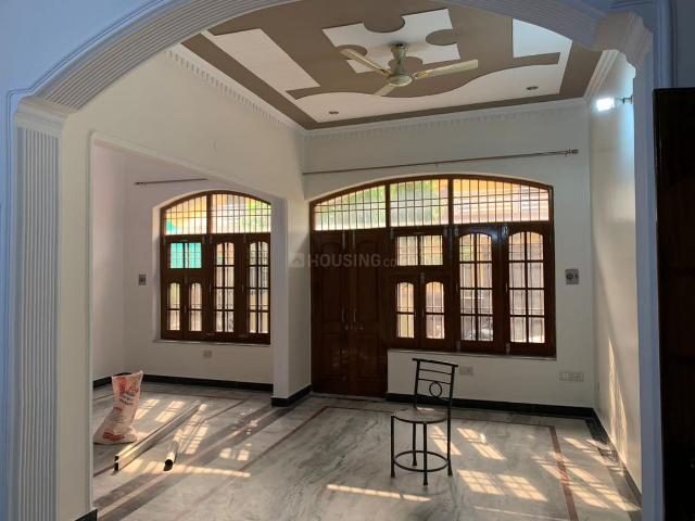 2 BHK Independent House in Sector 7 for rent Gurgaon. The reference number is 20706025