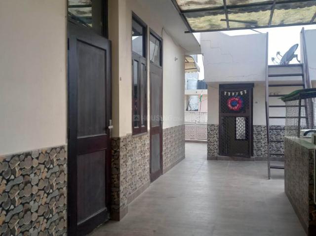 2 BHK Independent House in Sector 7 Rohini for rent New Delhi. The reference number is 12755648