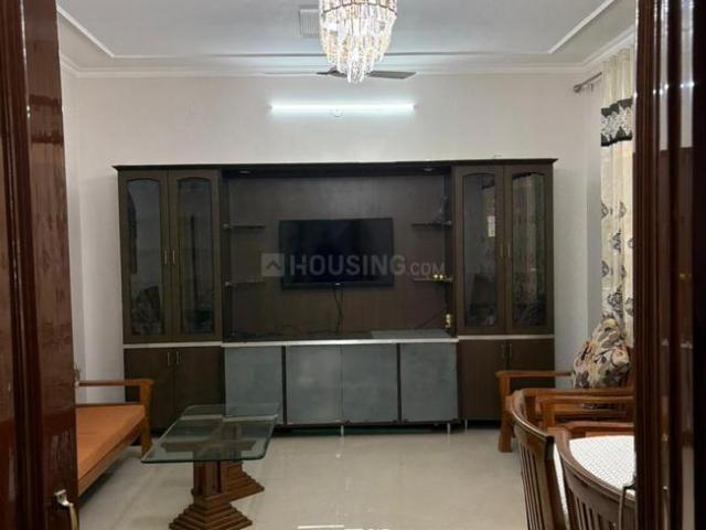 2 BHK Independent House in Sector 40 for rent Noida. The reference number is 20814225