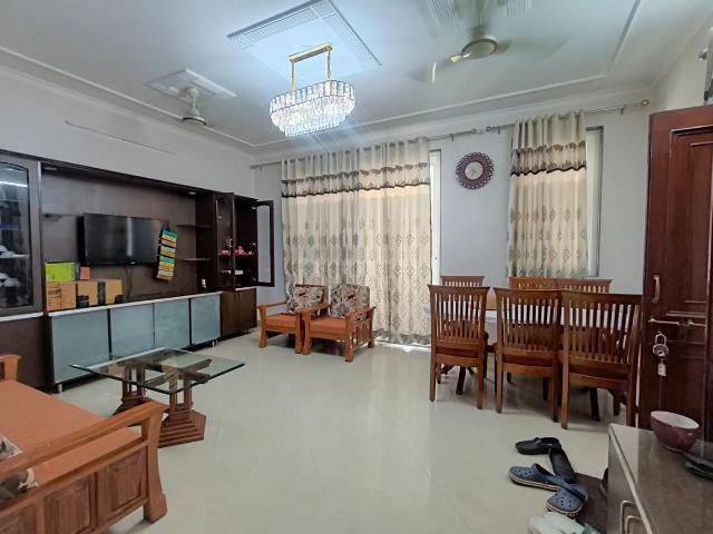 2 BHK Independent House in Sector 40 for rent Noida. The reference number is 20833636