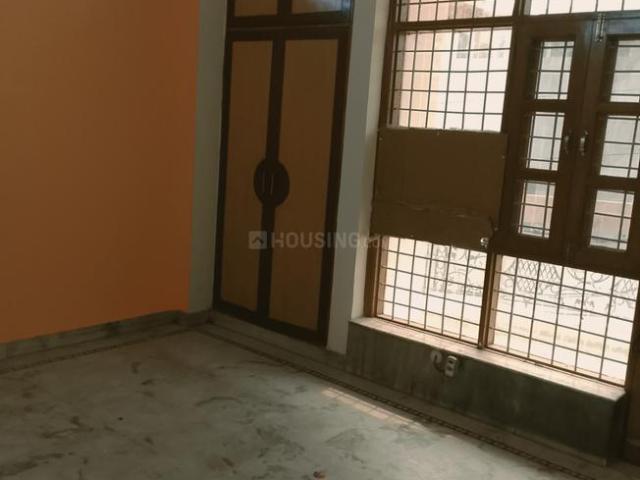 2 BHK Independent House in Sector 40 for rent Noida. The reference number is 21007348