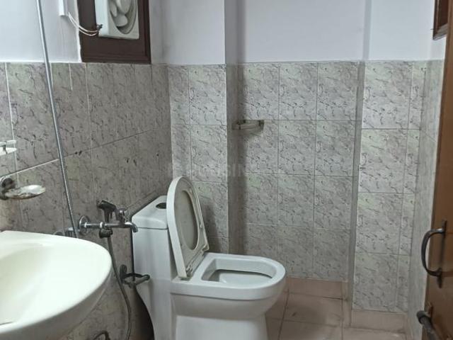 2 BHK Independent House in Sector 41 for rent Noida. The reference number is 18169749