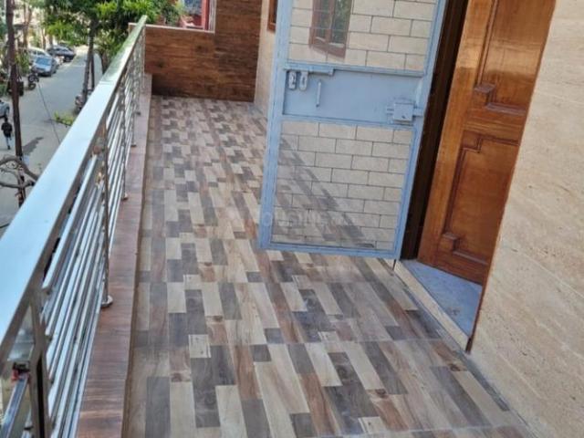 2 BHK Independent House in Sector 41 for rent Noida. The reference number is 20876868