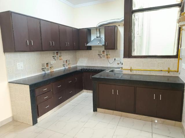 2 BHK Independent House in Sector 41 for rent Noida. The reference number is 21027156