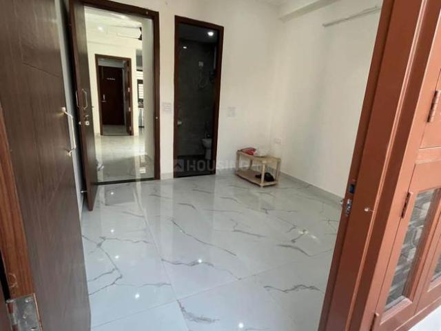 2 BHK Independent House in Sector 41 for rent Noida. The reference number is 21069076