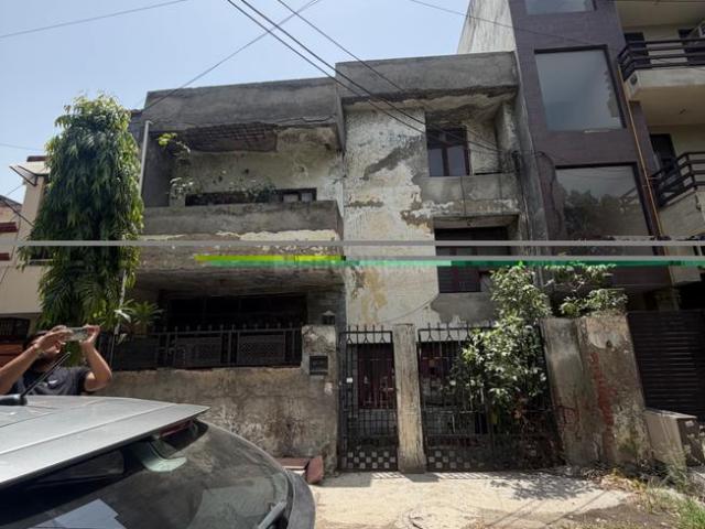 2 BHK Independent House in Sector 41 for resale Noida. The reference number is 20436522