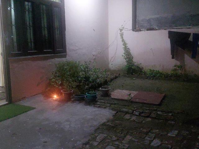 2 BHK Independent House in Sector 46 for rent Noida. The reference number is 20973530