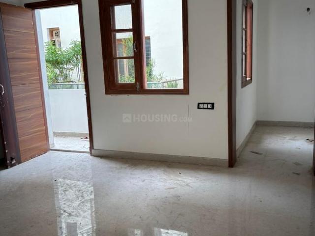 2 BHK Independent House in Sector 48 for rent Noida. The reference number is 17867275