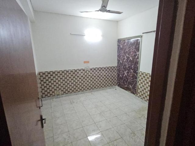 2 BHK Independent House in Sector 49 for rent Gurgaon. The reference number is 20587355