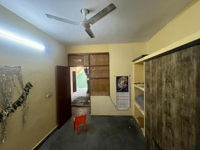 2 BHK Independent House in Sector 49 for rent Noida. The reference number is 21114540