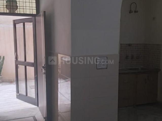 2 BHK Independent House in Sector 4 for rent Gurgaon. The reference number is 20102030